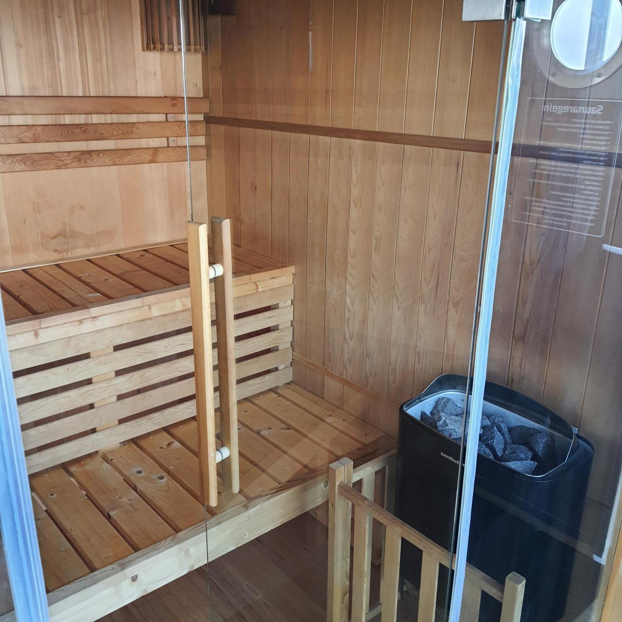 Schwimmendes Ferienhaus Sky Elsterheide Eksteriør billede